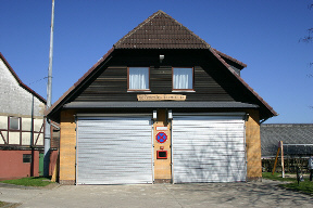 Feuerwehrgeraetehaus Foto: Hans-Juergen Seewaldt